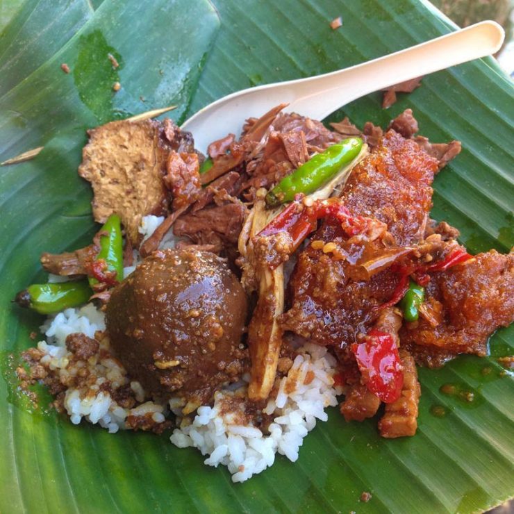 Gudeg Mbah Lindu Sosrowijayan