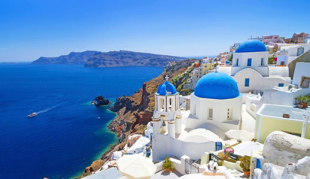 Yunani- Santorini by. licensed-image