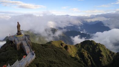 potret Gunung Fansipan di Sa Pa, Vietnam (Image by. unsplash.com:Remi Moebs)