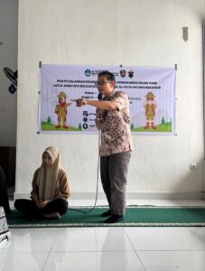 Melalui aktivitas ini, anak-anak mendapatkan pemahaman praktis tentang pengelolaan uang dan pentingnya perencanaan keuangan sejak dini.