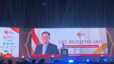 Ketua Dewan Pembina SPIDI Female Boarding School, Ustadz Muzayyin Arif saat Grand Launching SPIDI Makkah
